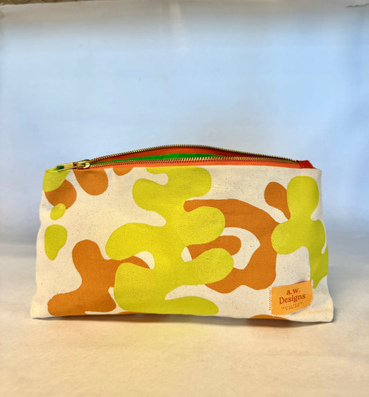 Travel pouch - Wonder print in mango/apple