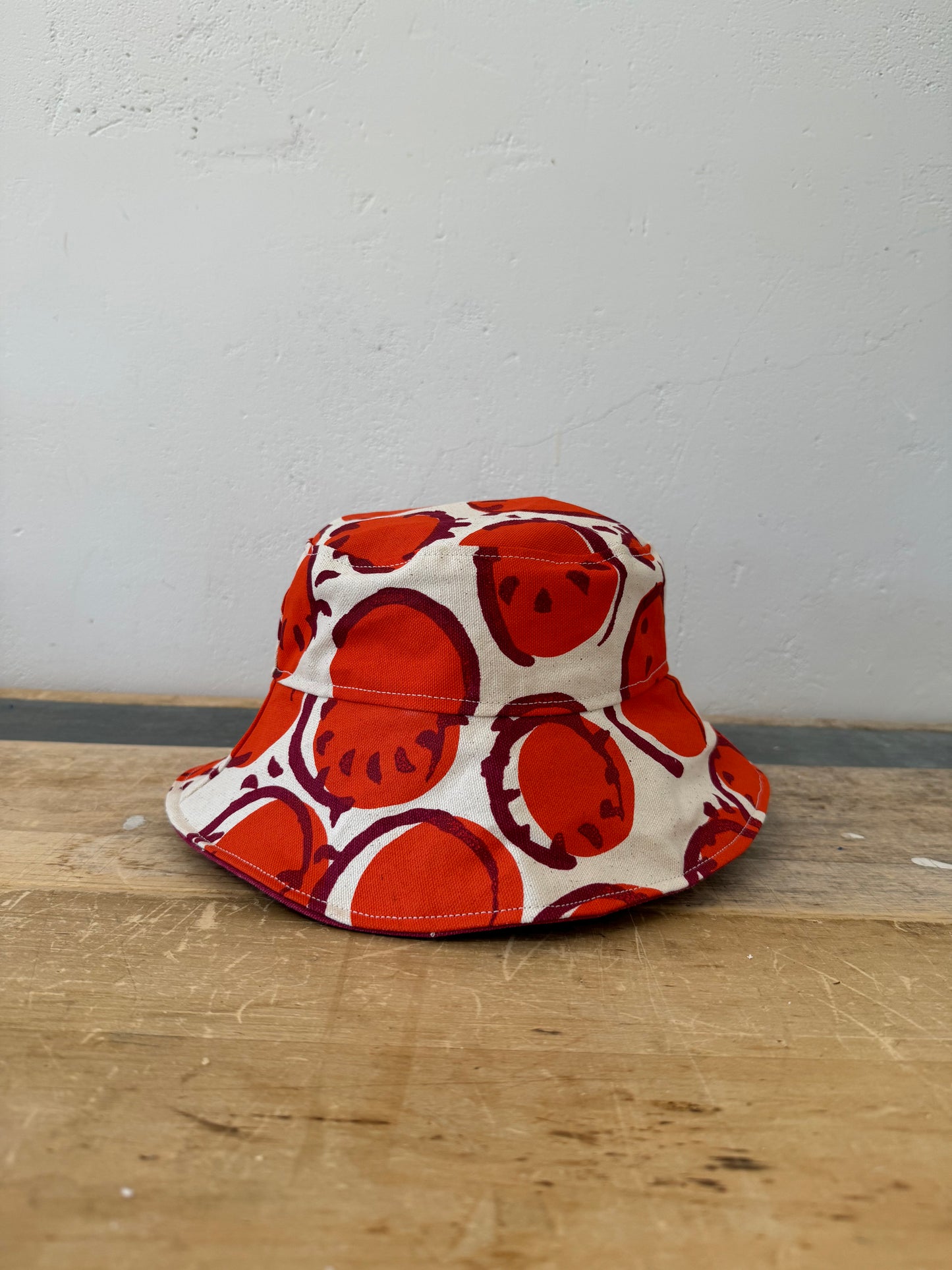 Reversible Bucket Hat 2/10